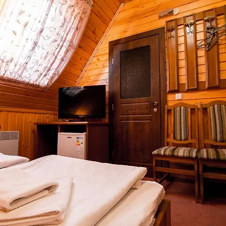 מלון Karpatska Vezha *