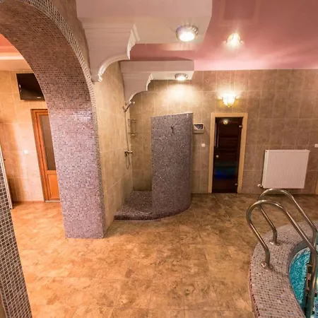 Karpatska Vezha מיגובו