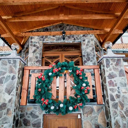 Karpatska Vezha מלון *