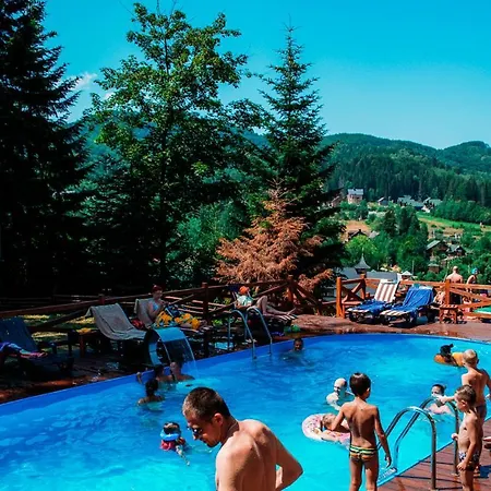 מלון Karpatska Vezha *