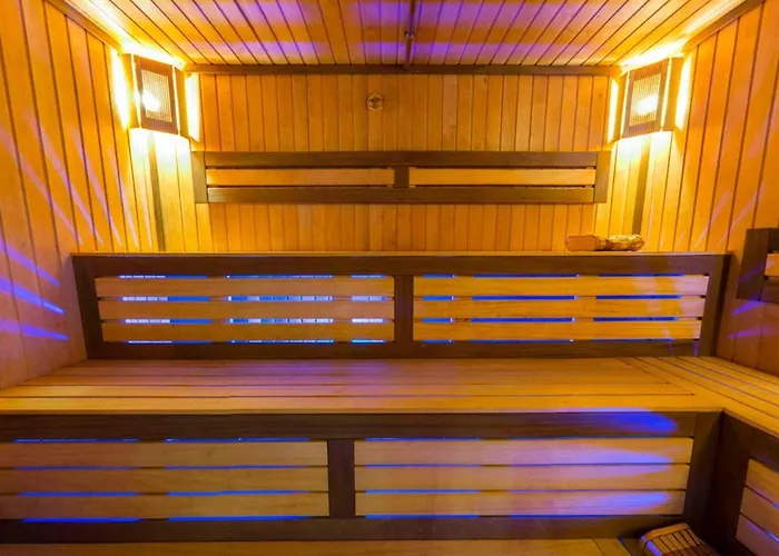 Karpatska Vezha Hotel