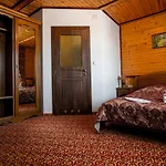 Karpatska Vezha Hotel